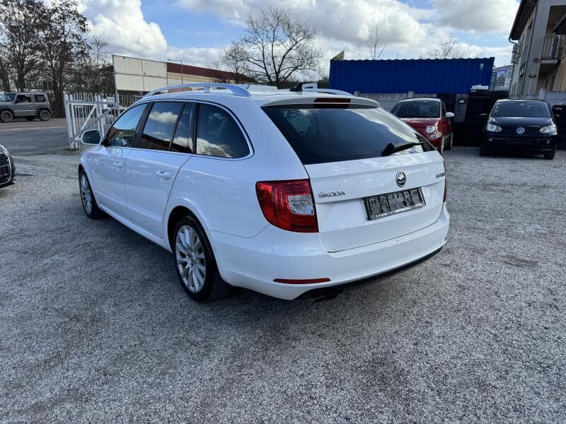 2013 Škoda SUPERB - 6