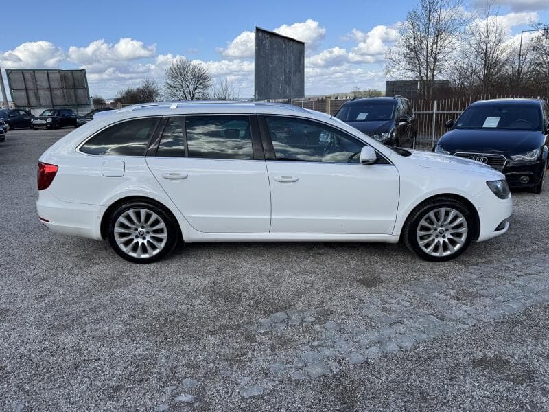 2013 Škoda SUPERB - 9