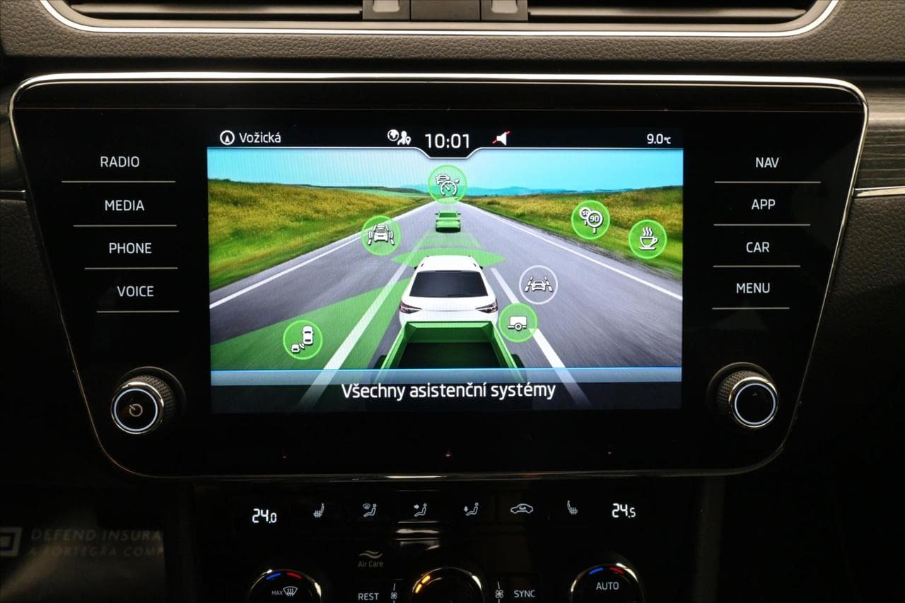 2022 Škoda SUPERB - 19