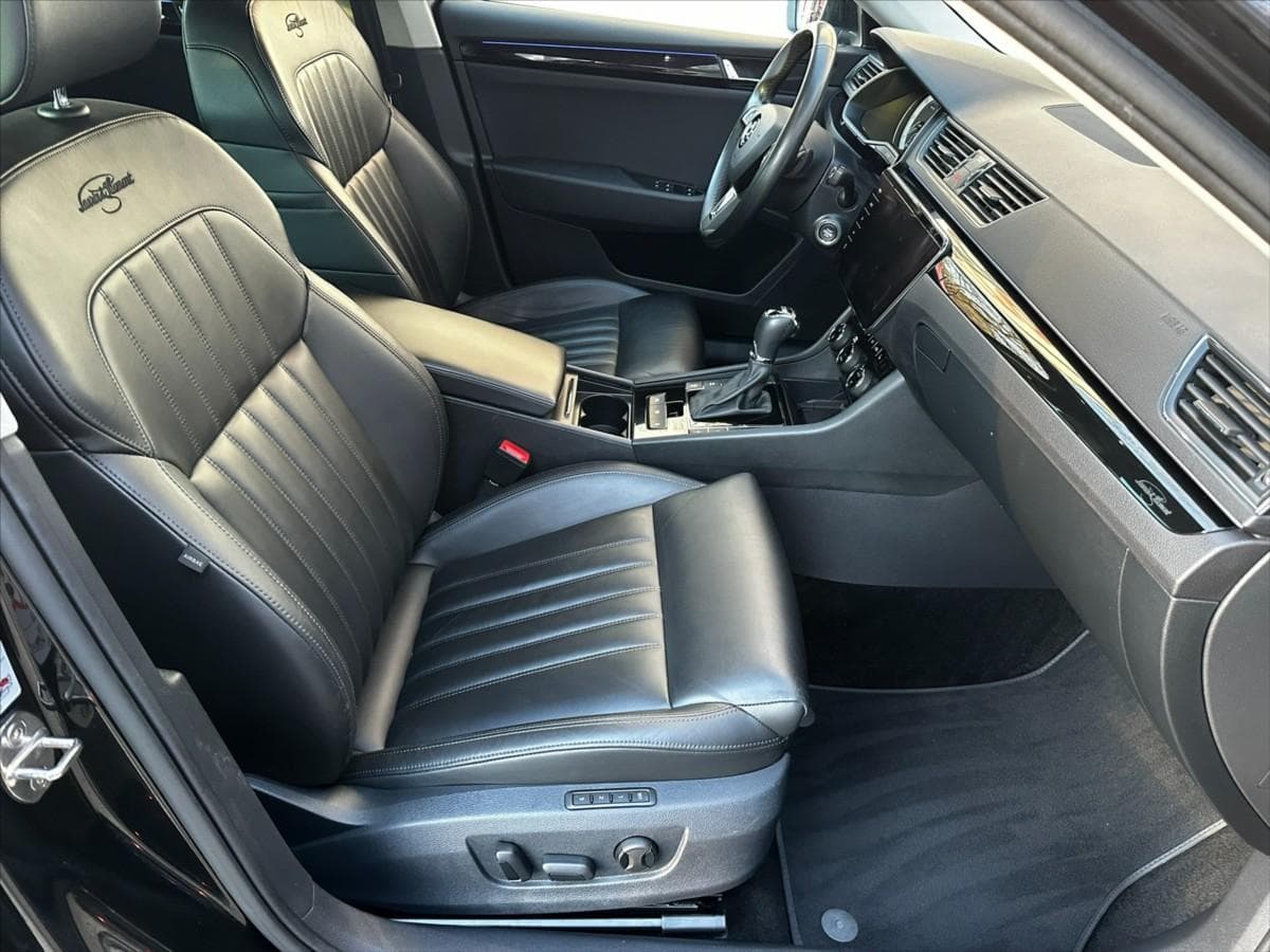 2018 Škoda SUPERB - 12