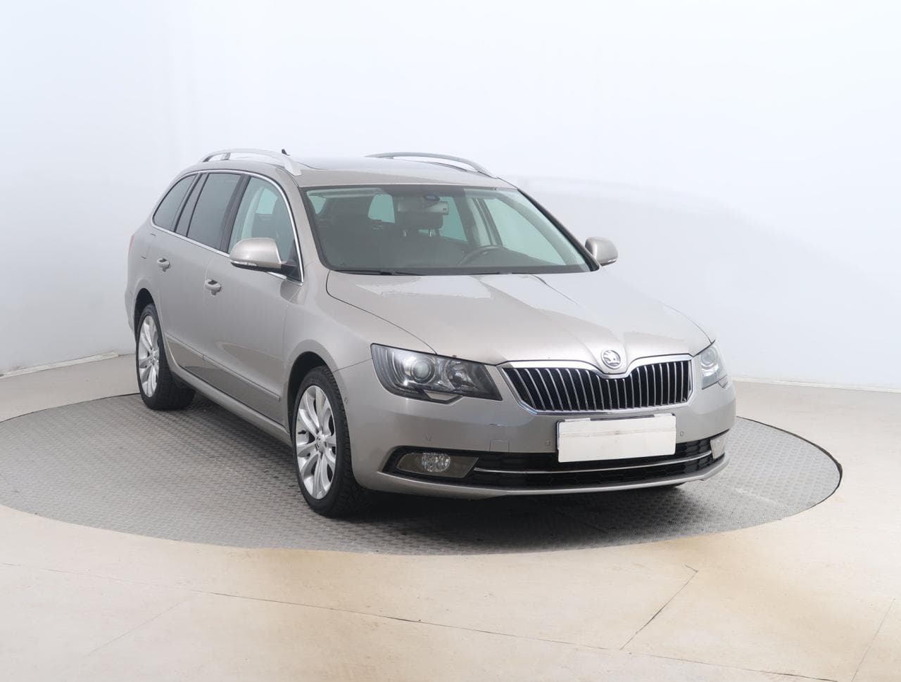 Škoda Superb 2.0 TDI 103kW kombi