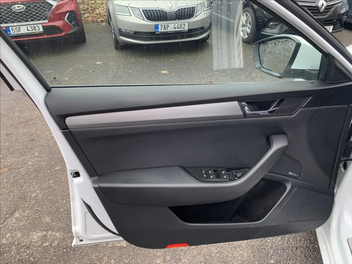 2018 Škoda Superb - 10