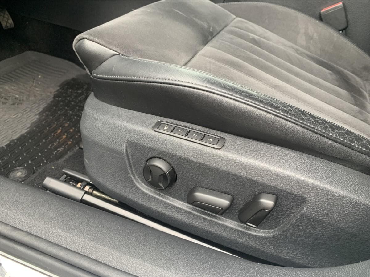 2018 Škoda Superb - 12