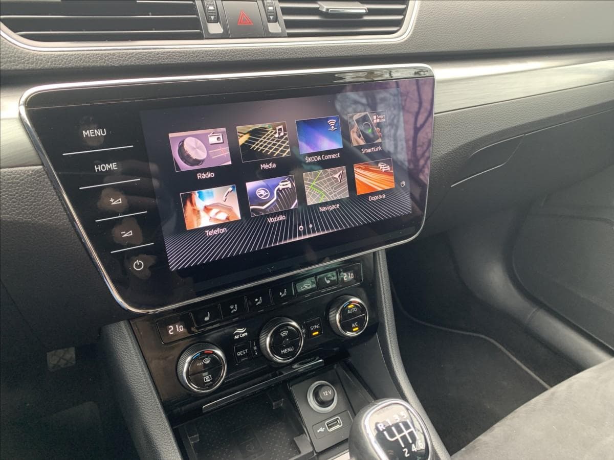 2018 Škoda Superb - 14