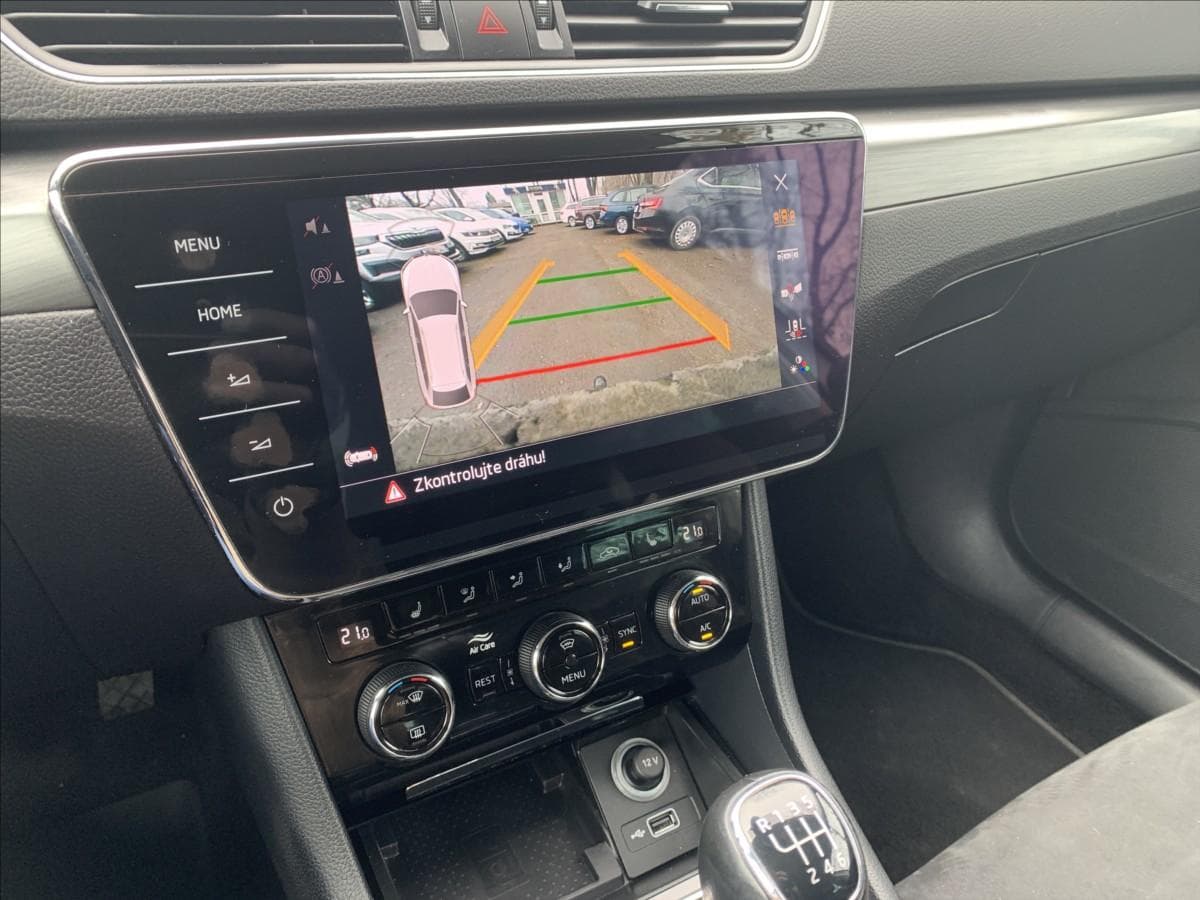 2018 Škoda Superb - 13