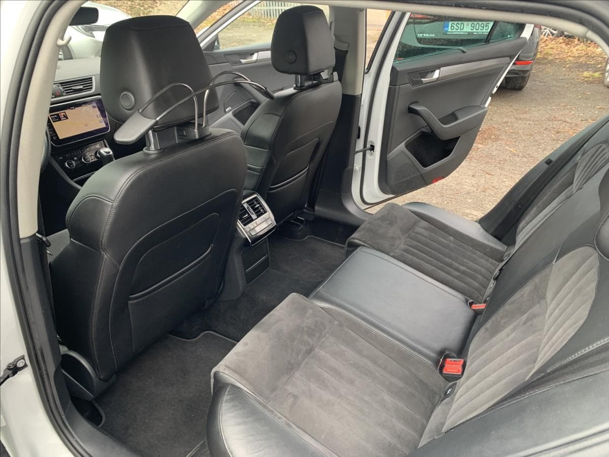 2018 Škoda Superb - 20