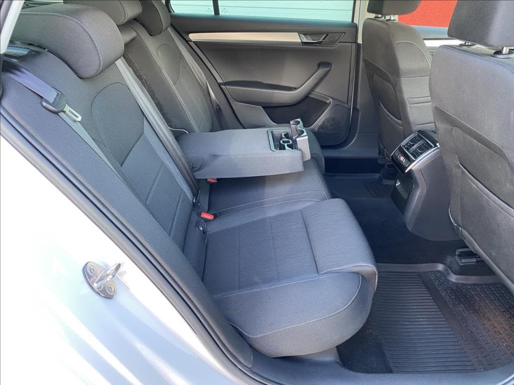 2019 Škoda Superb - 19