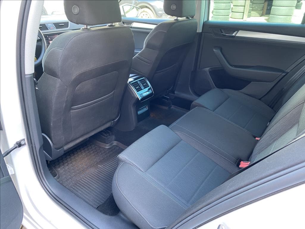 2019 Škoda Superb - 15