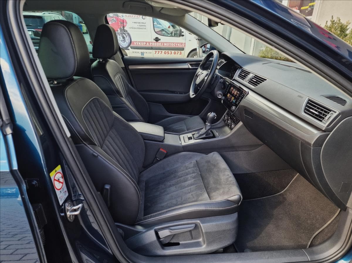 2023 Škoda SUPERB - 14