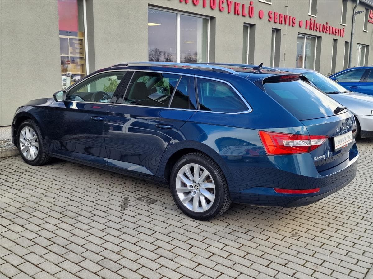 2023 Škoda SUPERB - 7