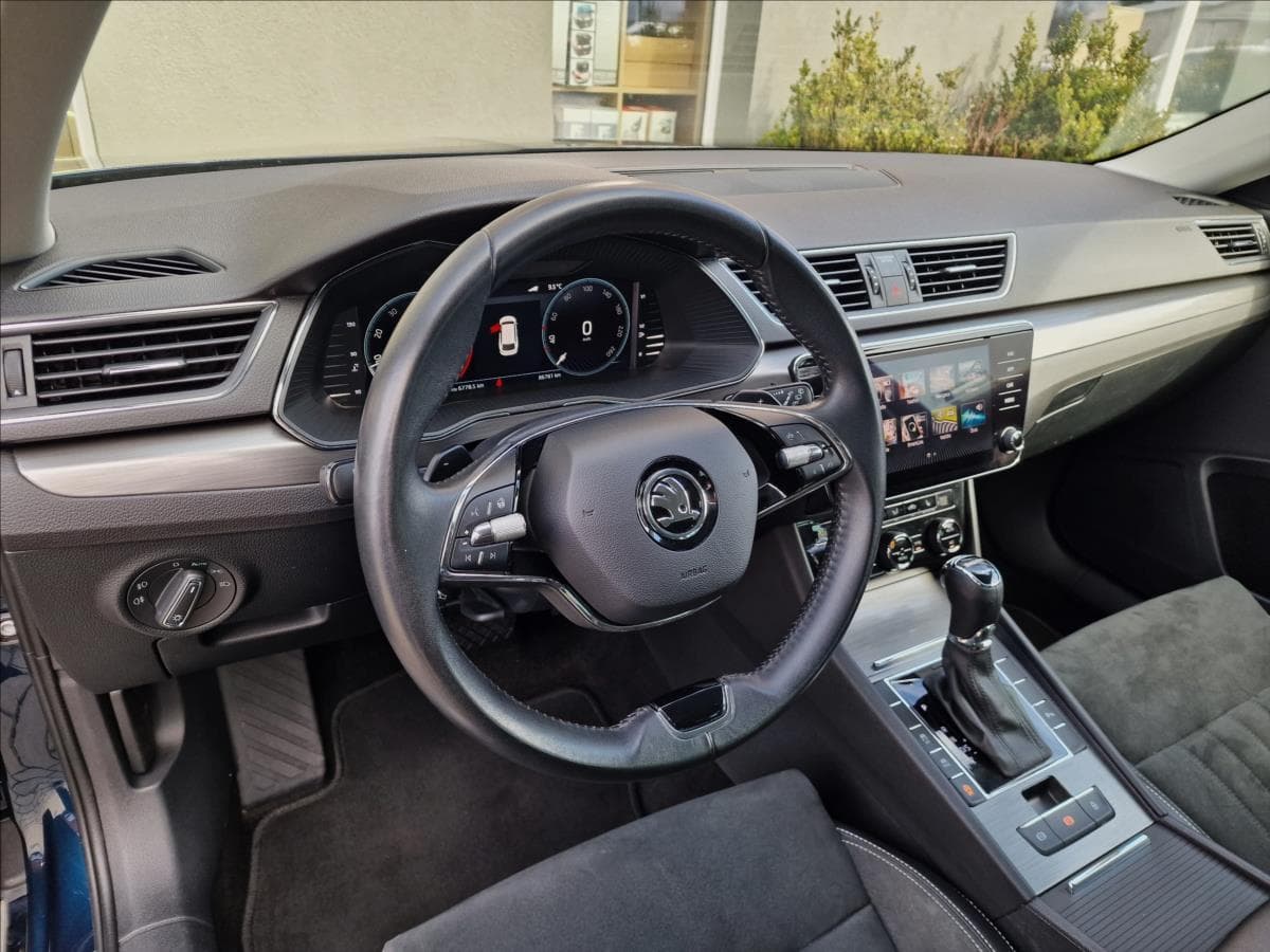 2023 Škoda SUPERB - 20
