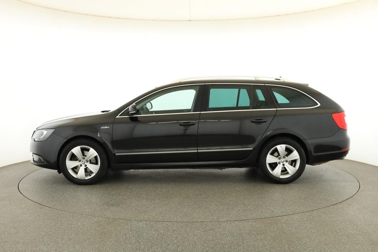 2014 Škoda SUPERB - 4