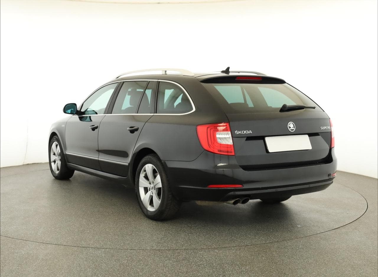 2014 Škoda SUPERB - 5
