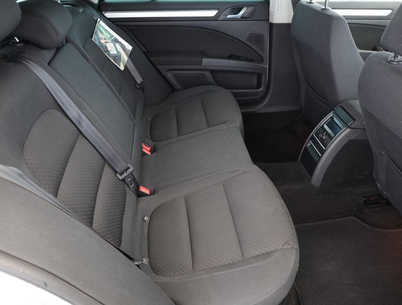 2013 Škoda SUPERB - 11