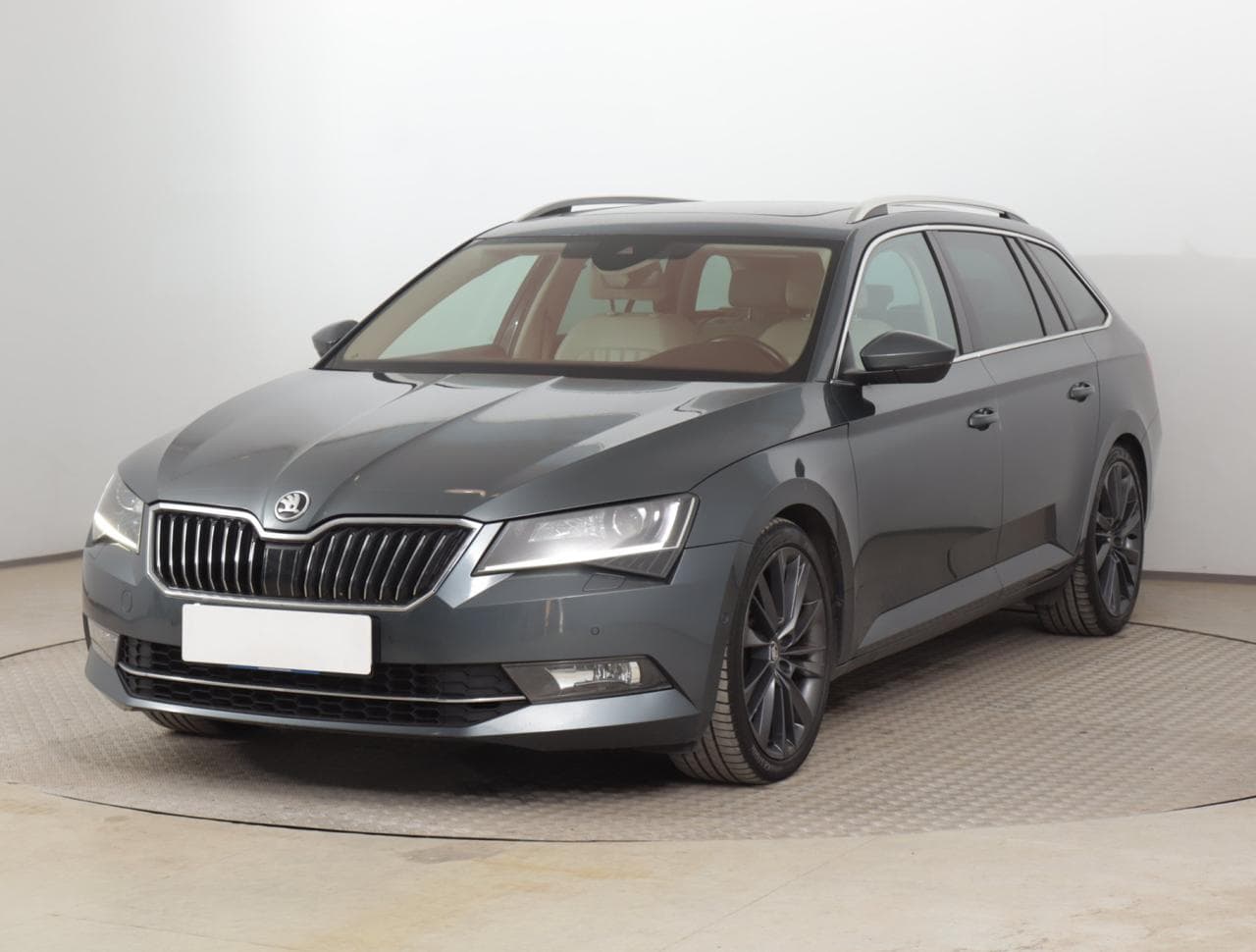2018 Škoda SUPERB - 3