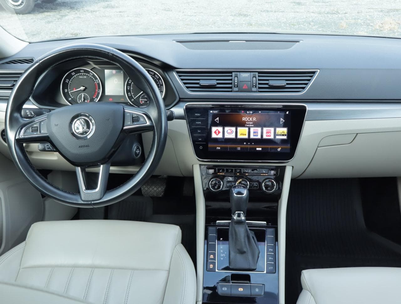 2018 Škoda SUPERB - 10