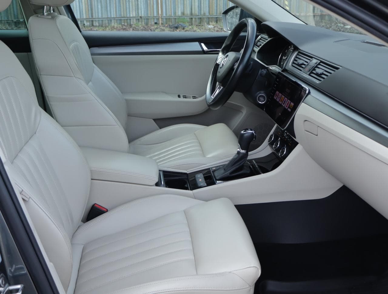2018 Škoda SUPERB - 12
