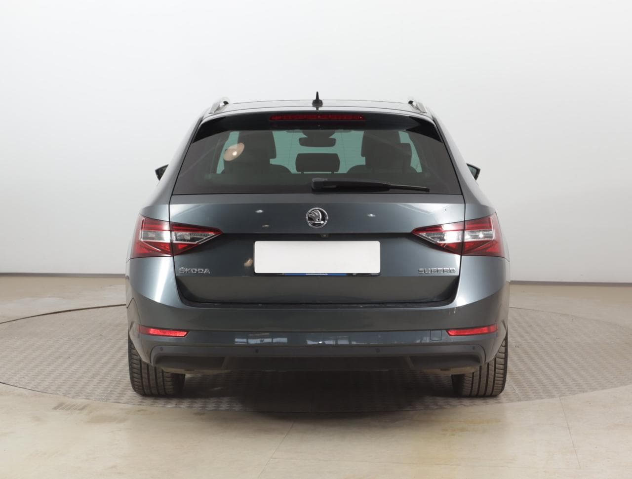 2018 Škoda SUPERB - 6