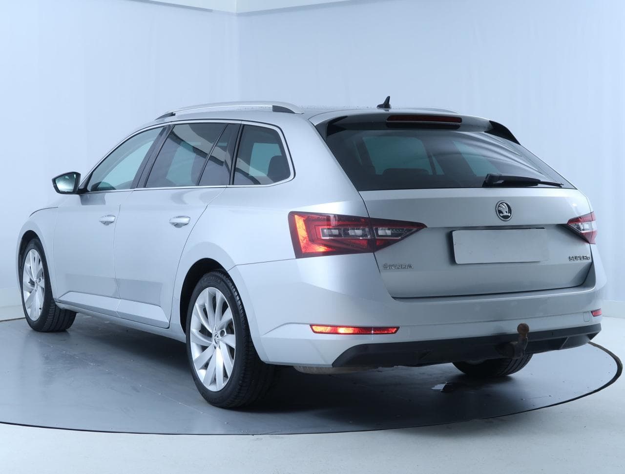 2016 Škoda SUPERB - 5