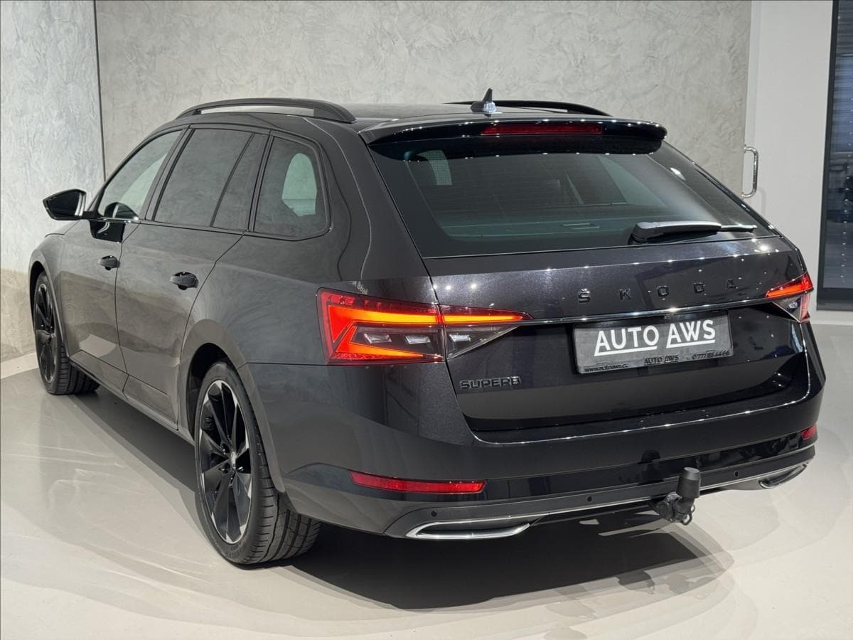 2022 Škoda SUPERB - 10