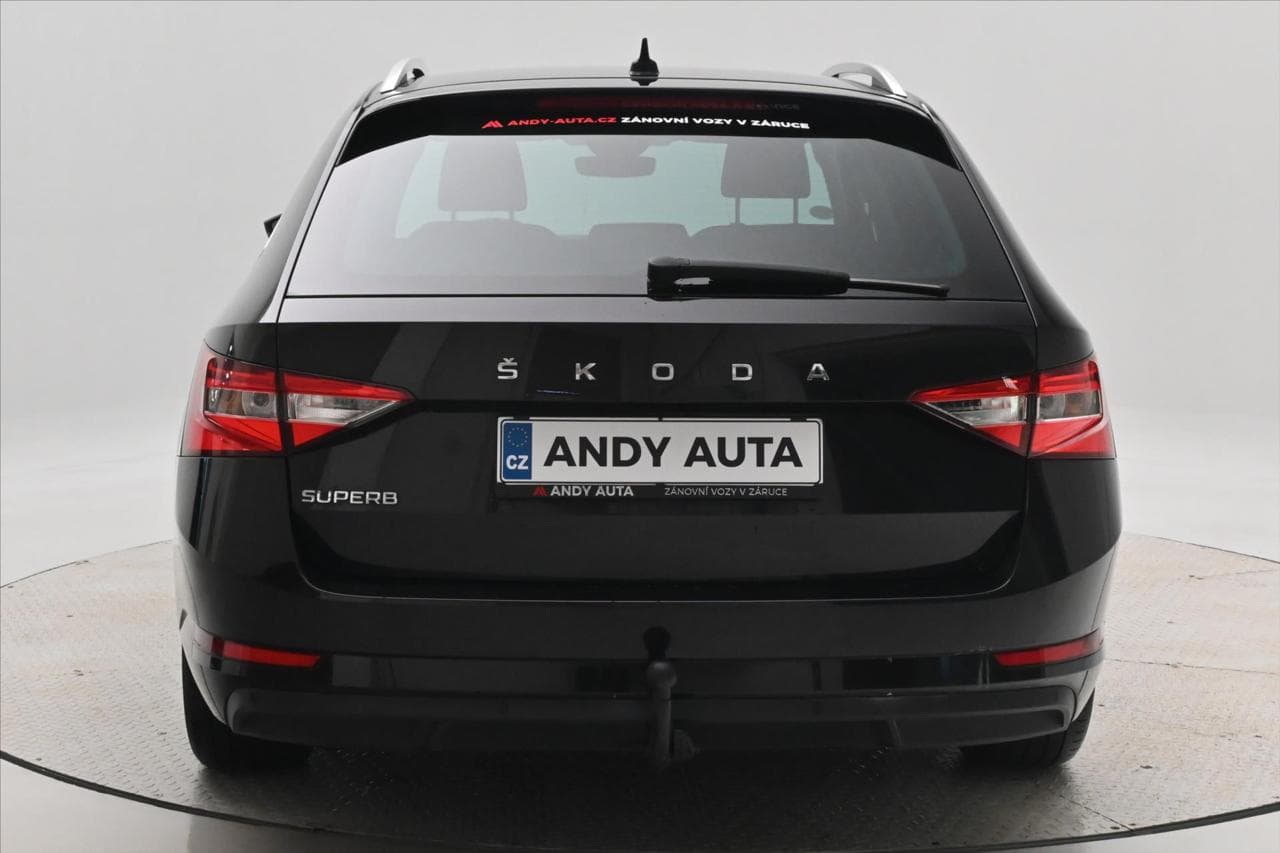 2021 Škoda Superb - 11
