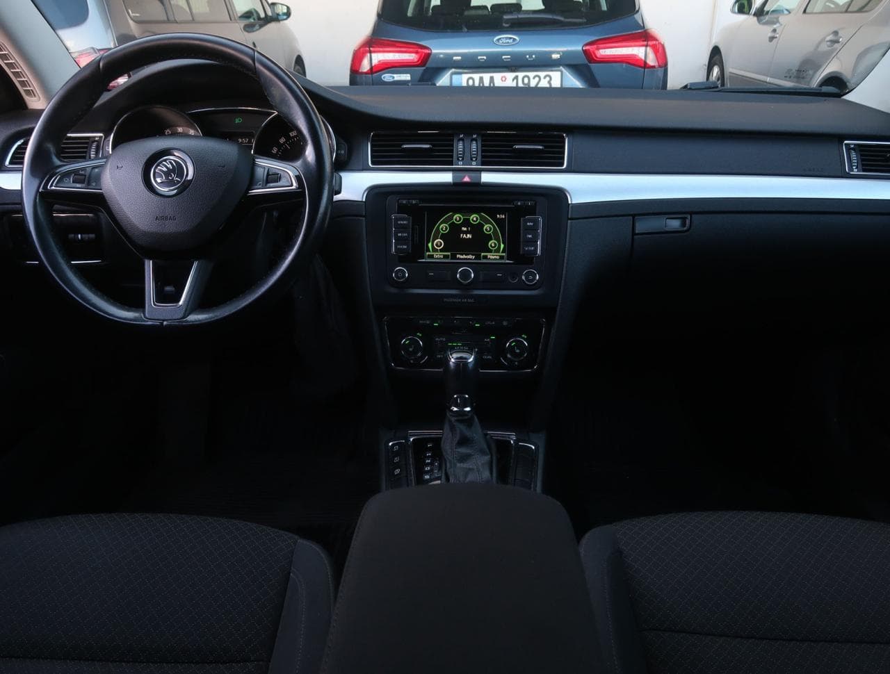 2014 Škoda SUPERB - 10