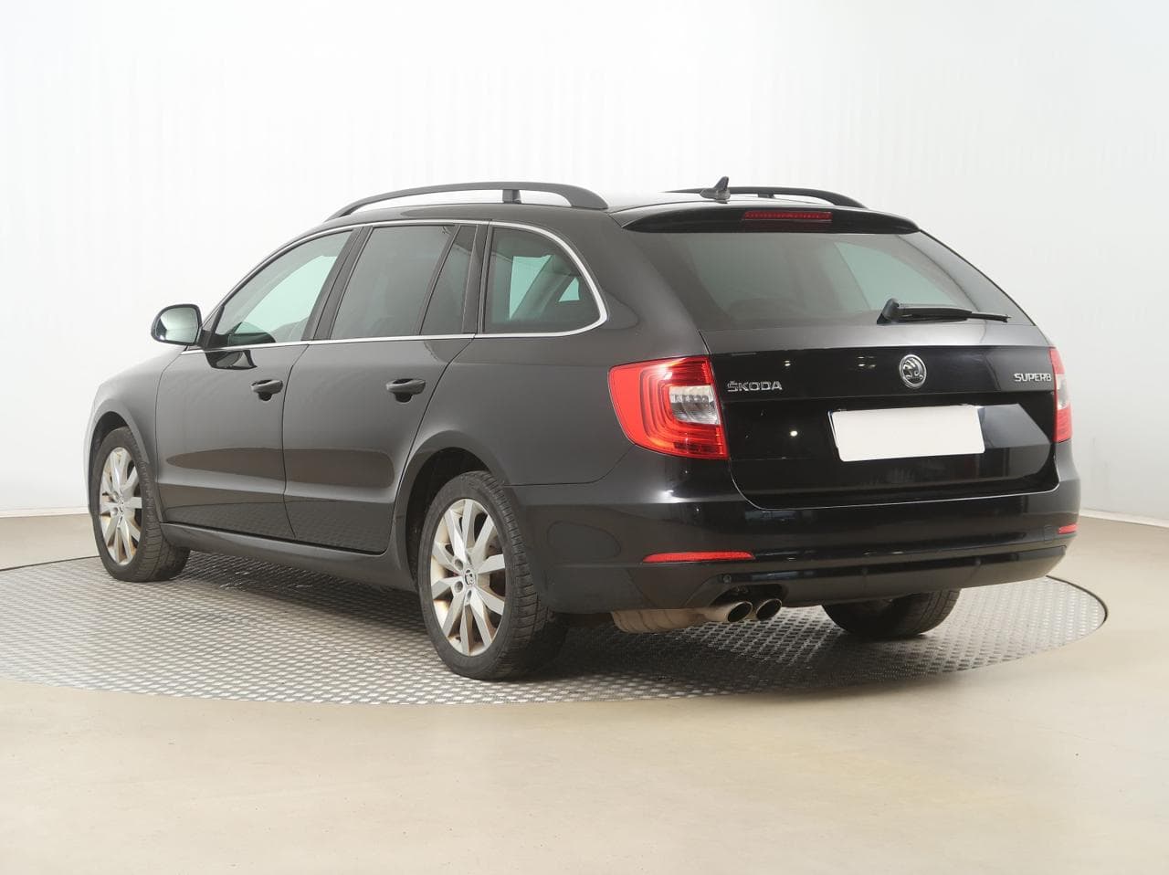 2014 Škoda SUPERB - 5