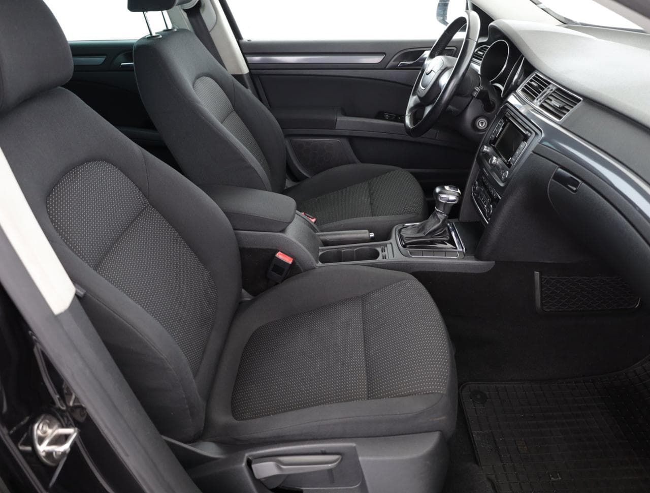 2011 Škoda SUPERB - 10