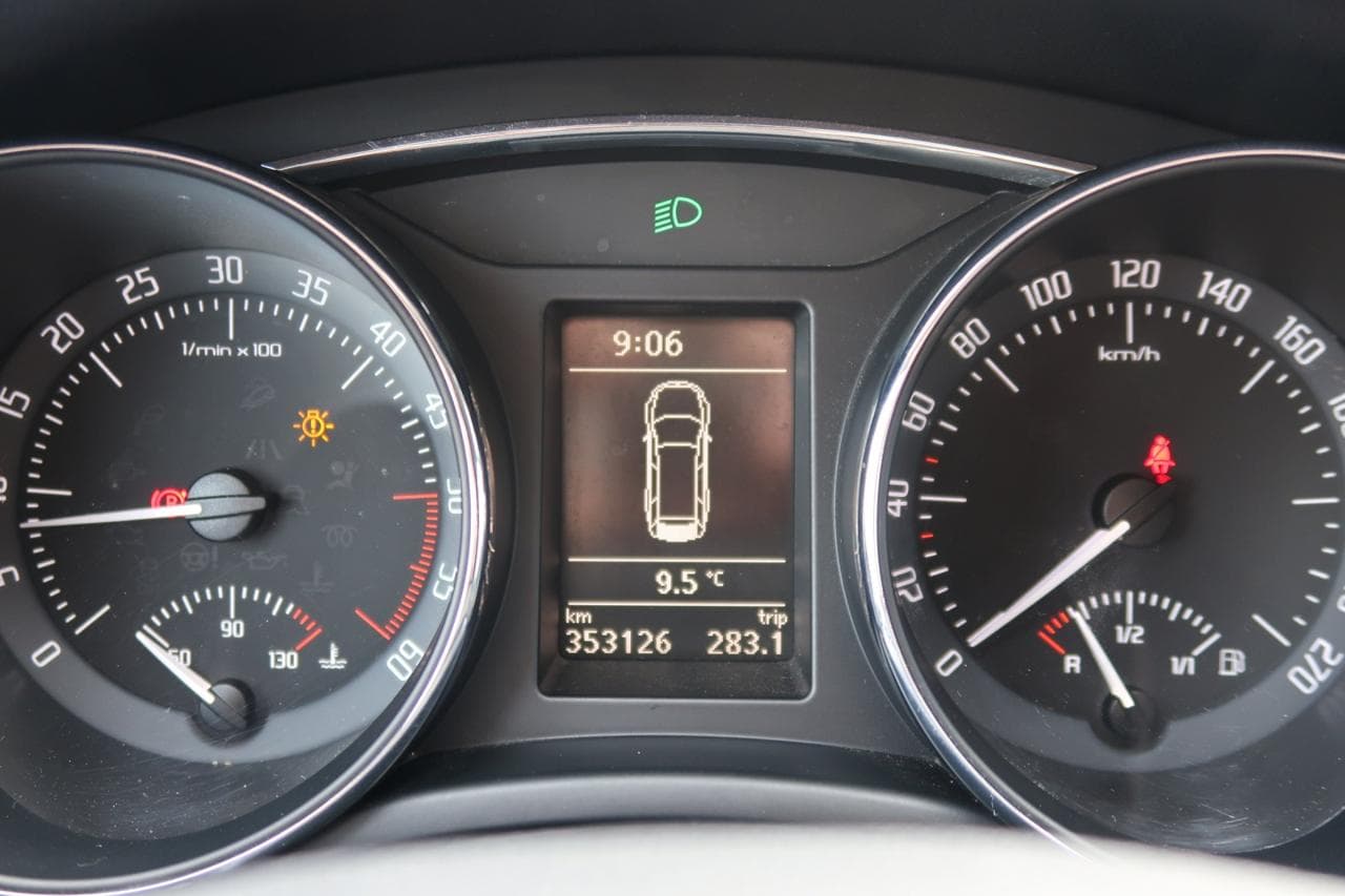 2012 Škoda Superb - 33