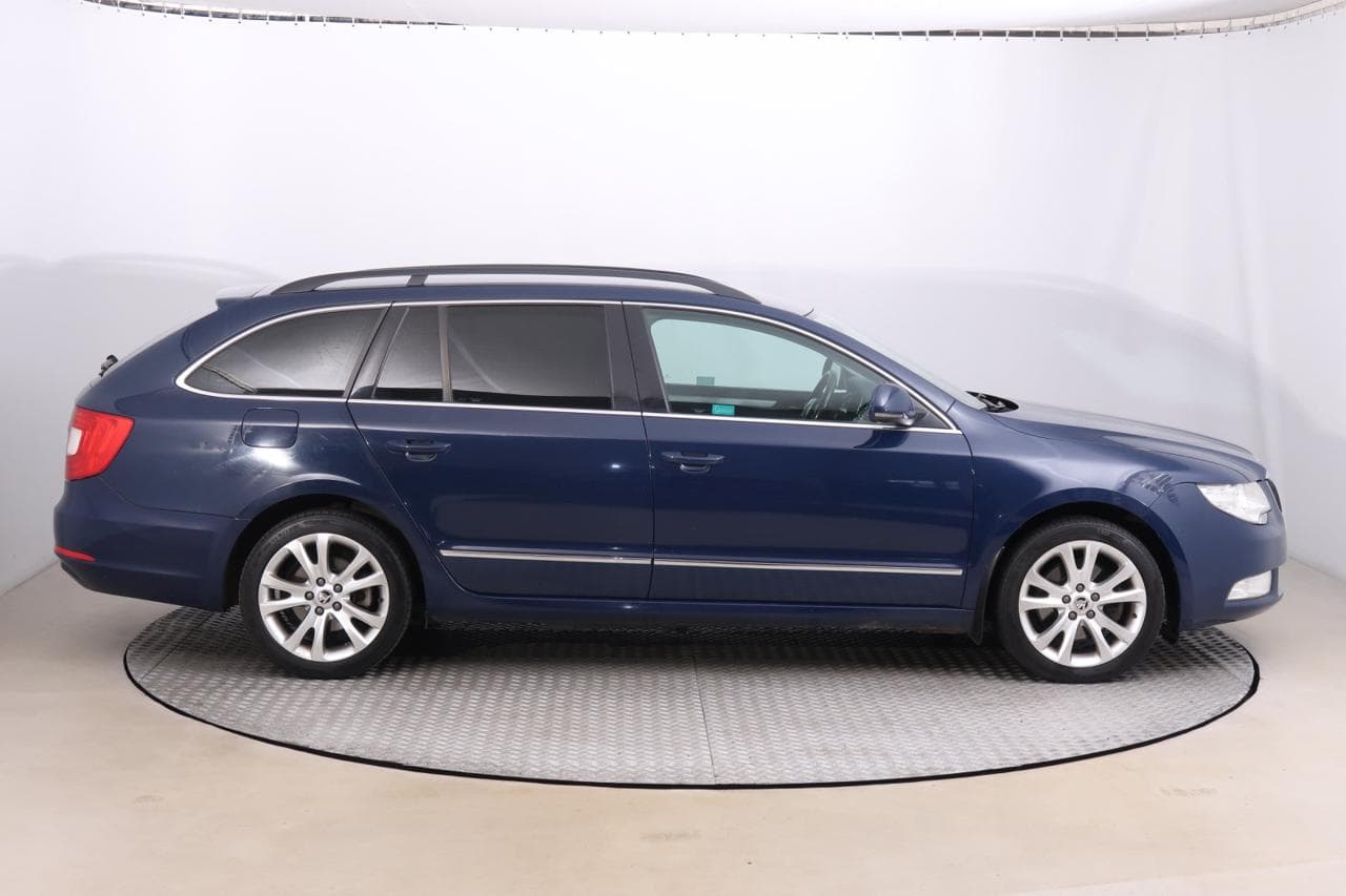 2012 Škoda Superb - 15