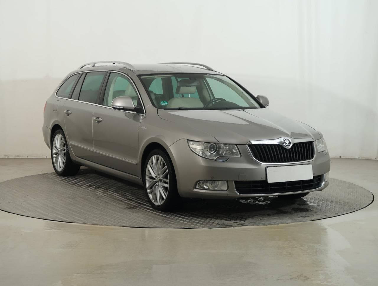 2010 Škoda SUPERB