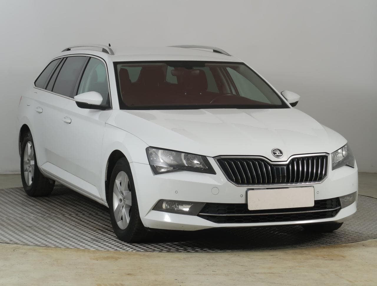 Škoda Superb 1.6 TDI 88kW kombi