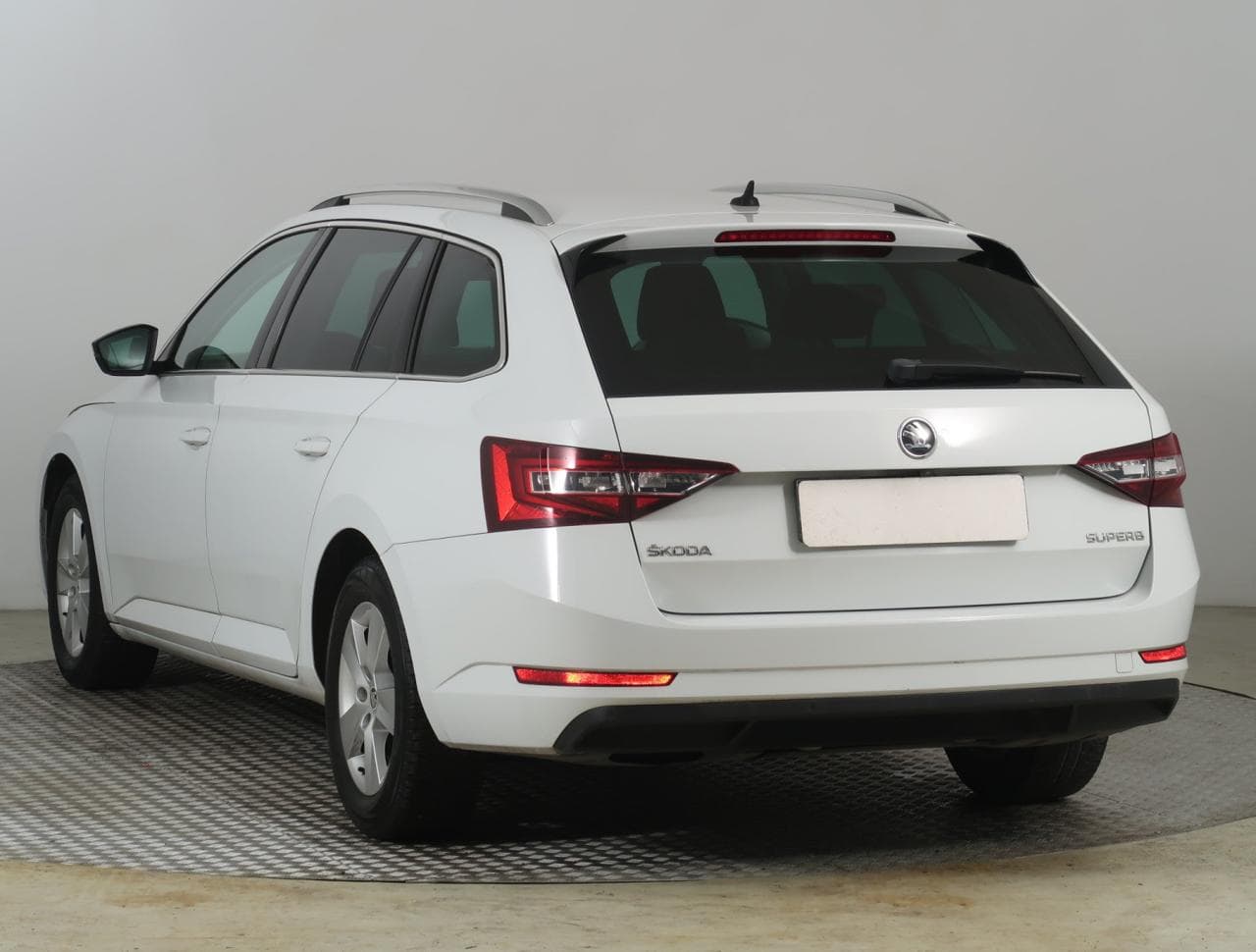 2017 Škoda Superb - 5