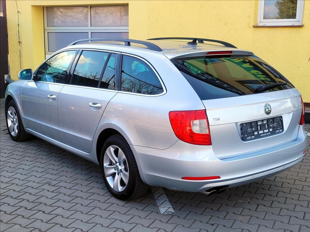 2012 Škoda SUPERB - 9