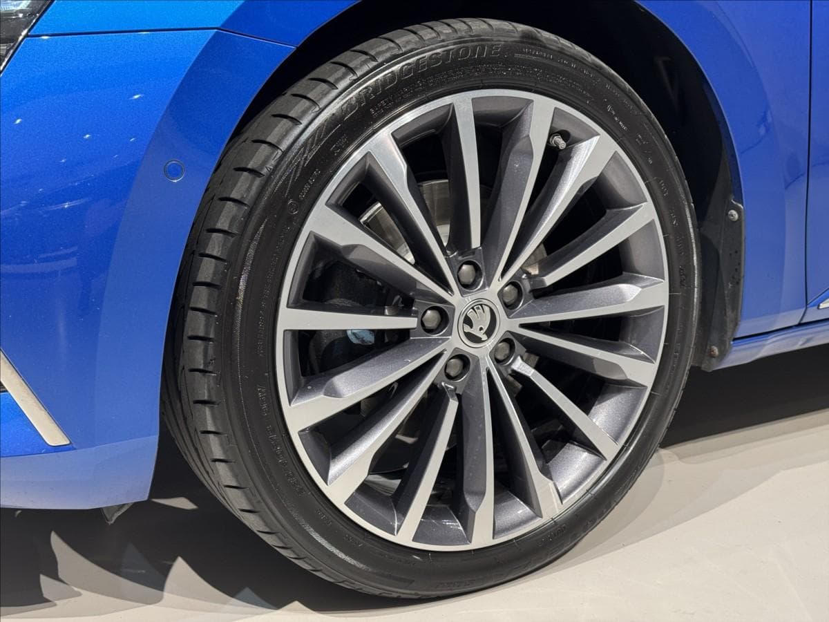 2022 Škoda SUPERB - 6