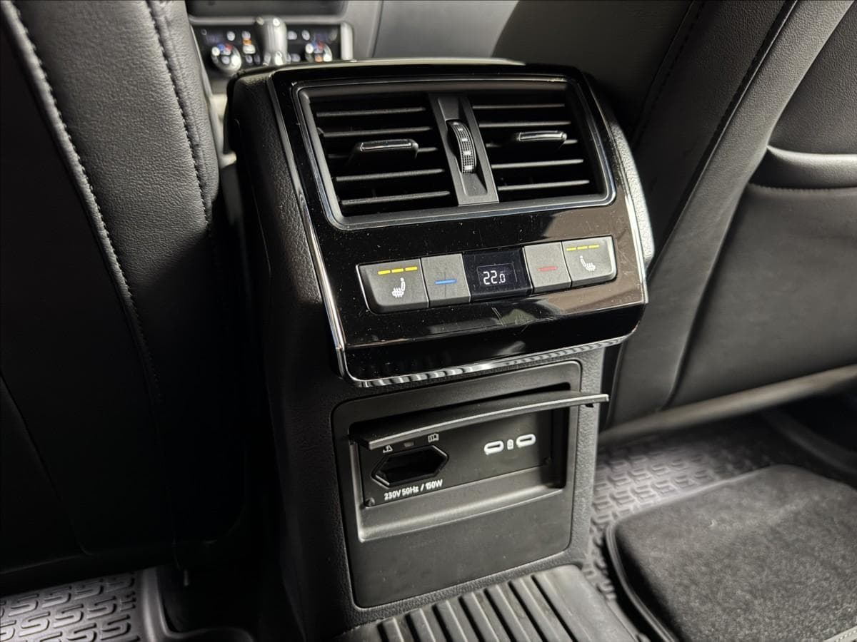 2022 Škoda SUPERB - 17