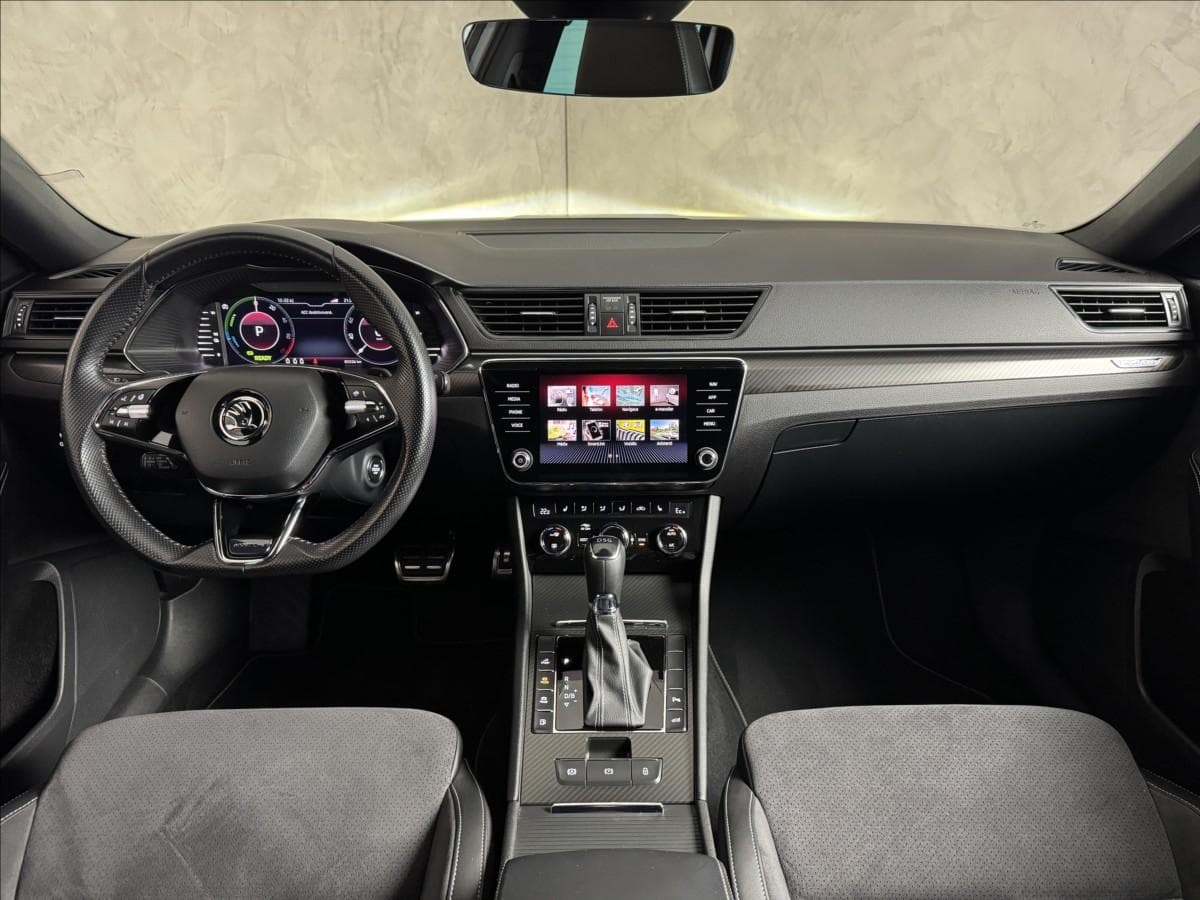 2021 Škoda SUPERB - 19