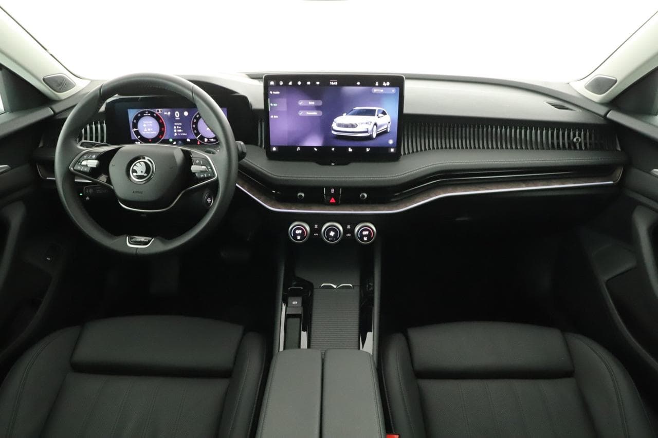 2025 Škoda SUPERB - 9