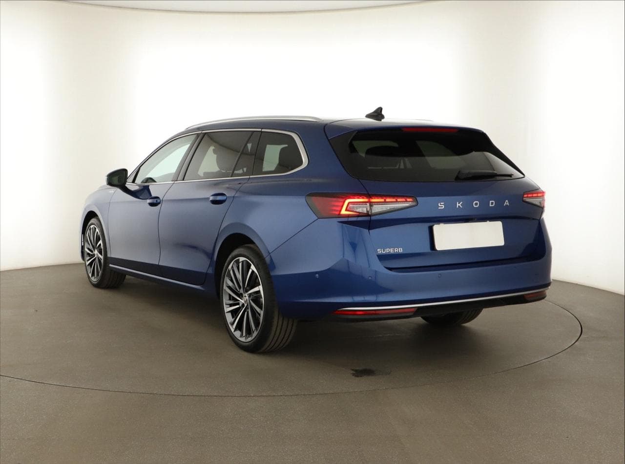2025 Škoda SUPERB - 5