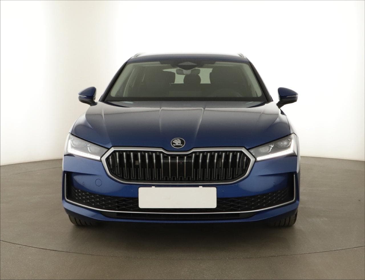 2025 Škoda SUPERB - 2