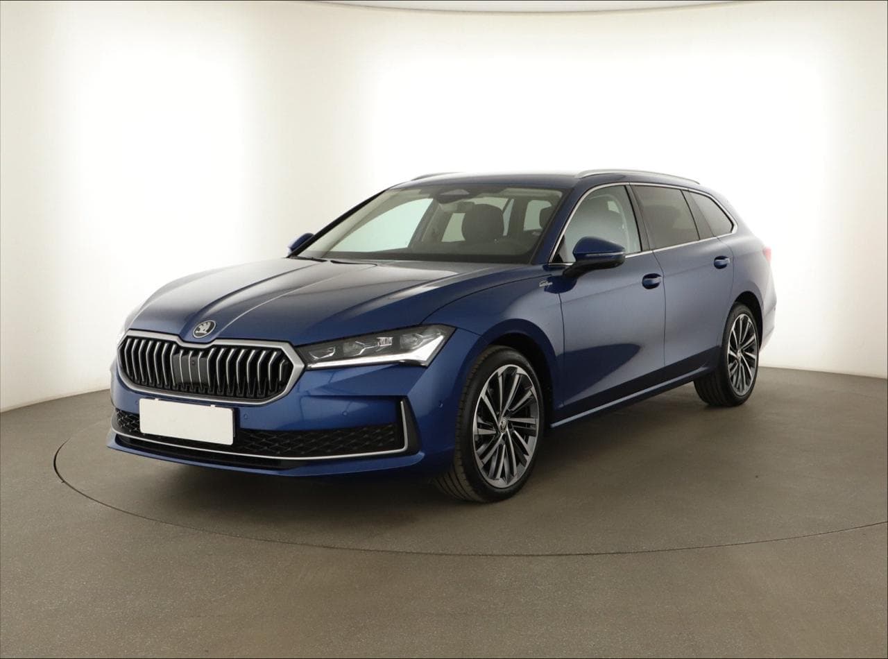 2025 Škoda SUPERB - 3