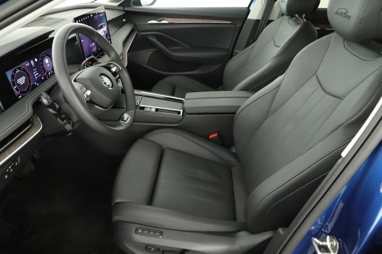 2025 Škoda SUPERB - 13