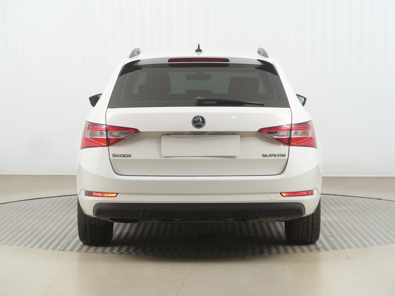 2016 Škoda SUPERB - 6