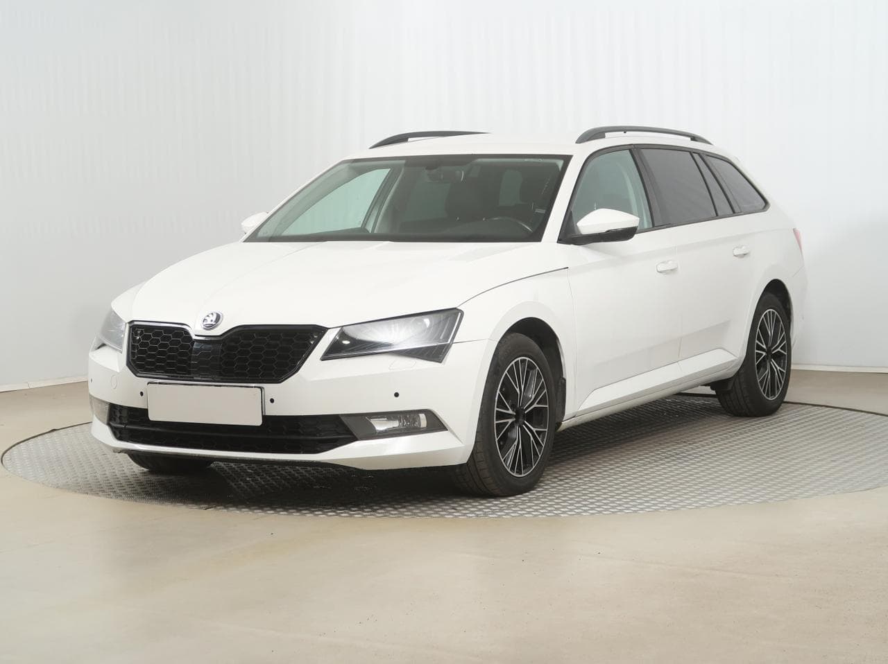 2016 Škoda SUPERB - 3