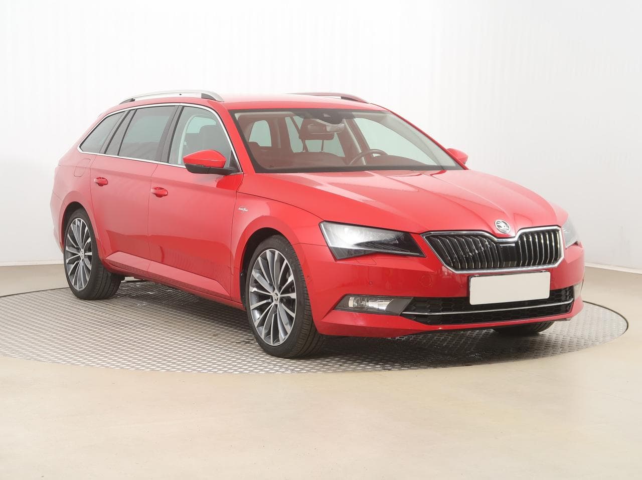 Škoda Superb 2.0 TDI 140kW kombi
