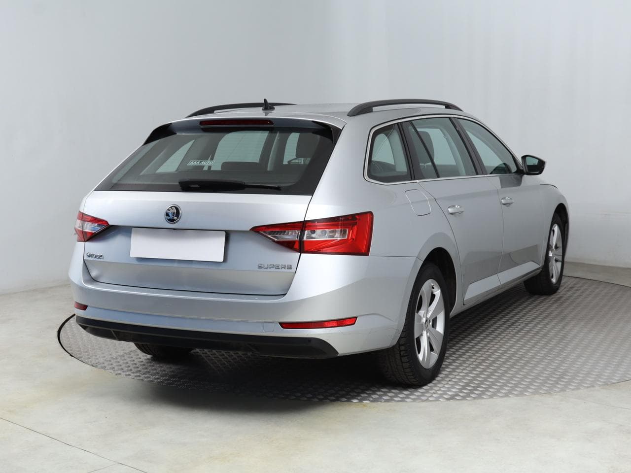 2018 Škoda SUPERB - 7