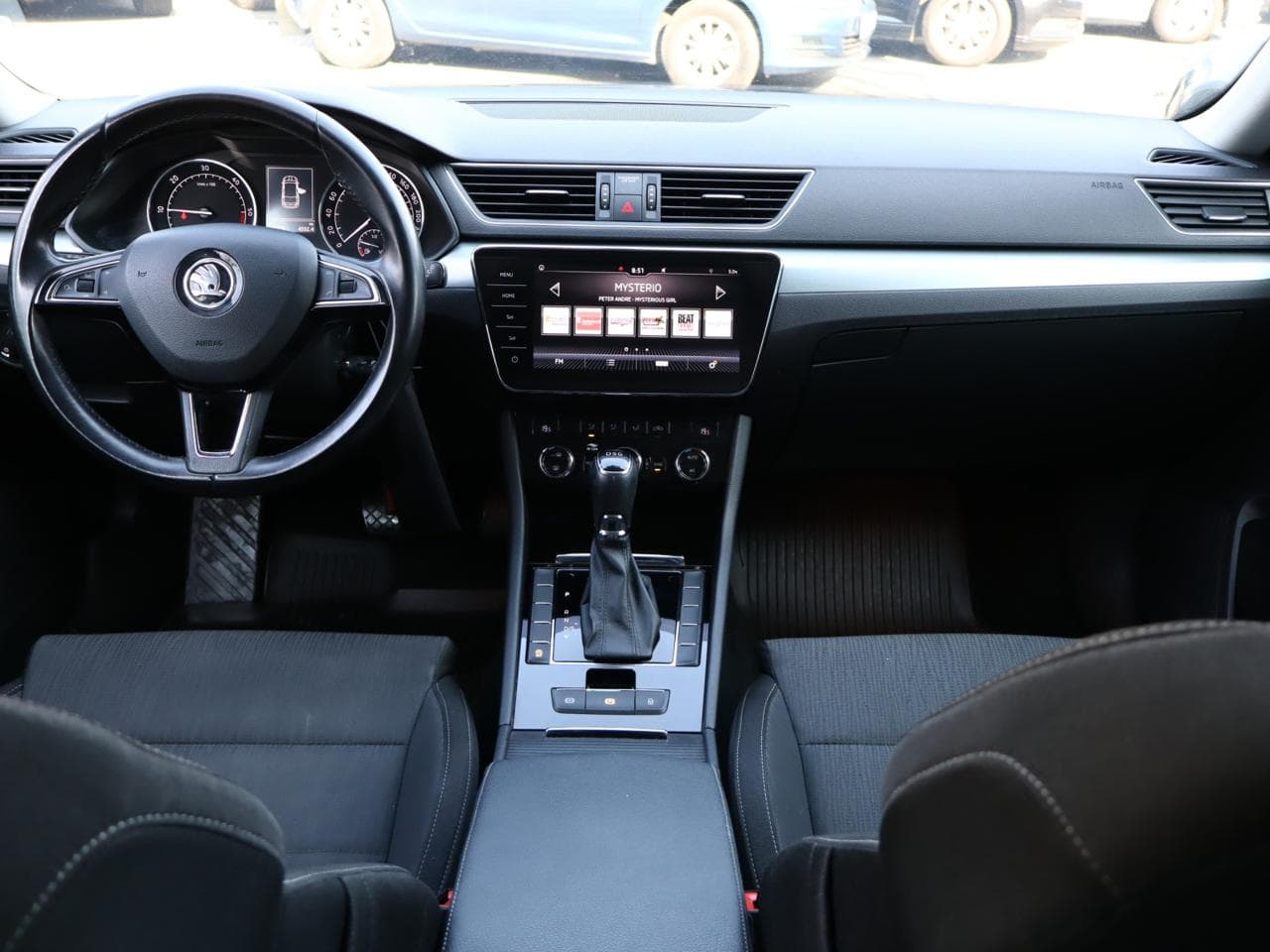2018 Škoda SUPERB - 9