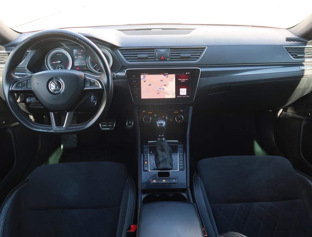 2018 Škoda Superb - 19