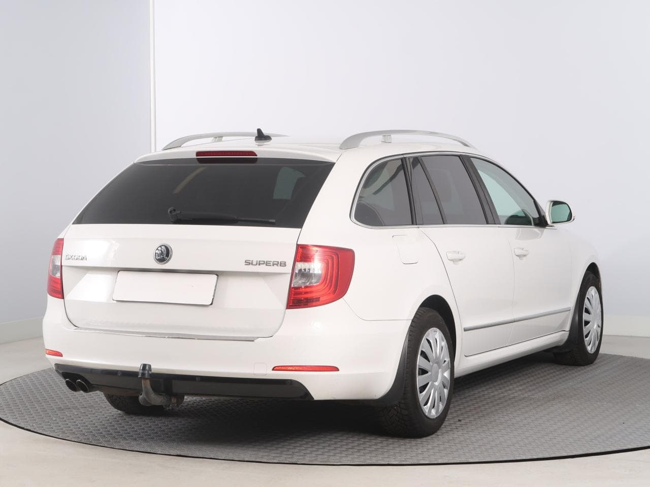 2014 Škoda SUPERB - 7