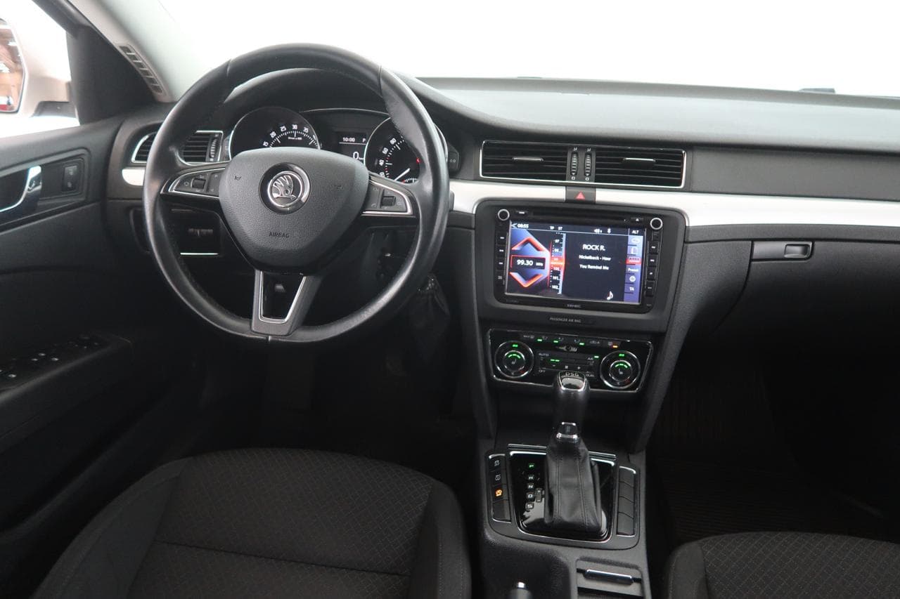 2014 Škoda SUPERB - 9
